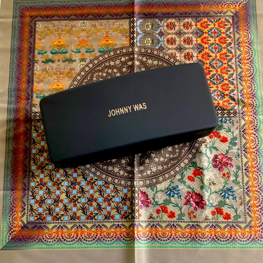 Johnny Was Glasses Case with Cleaning Cloth